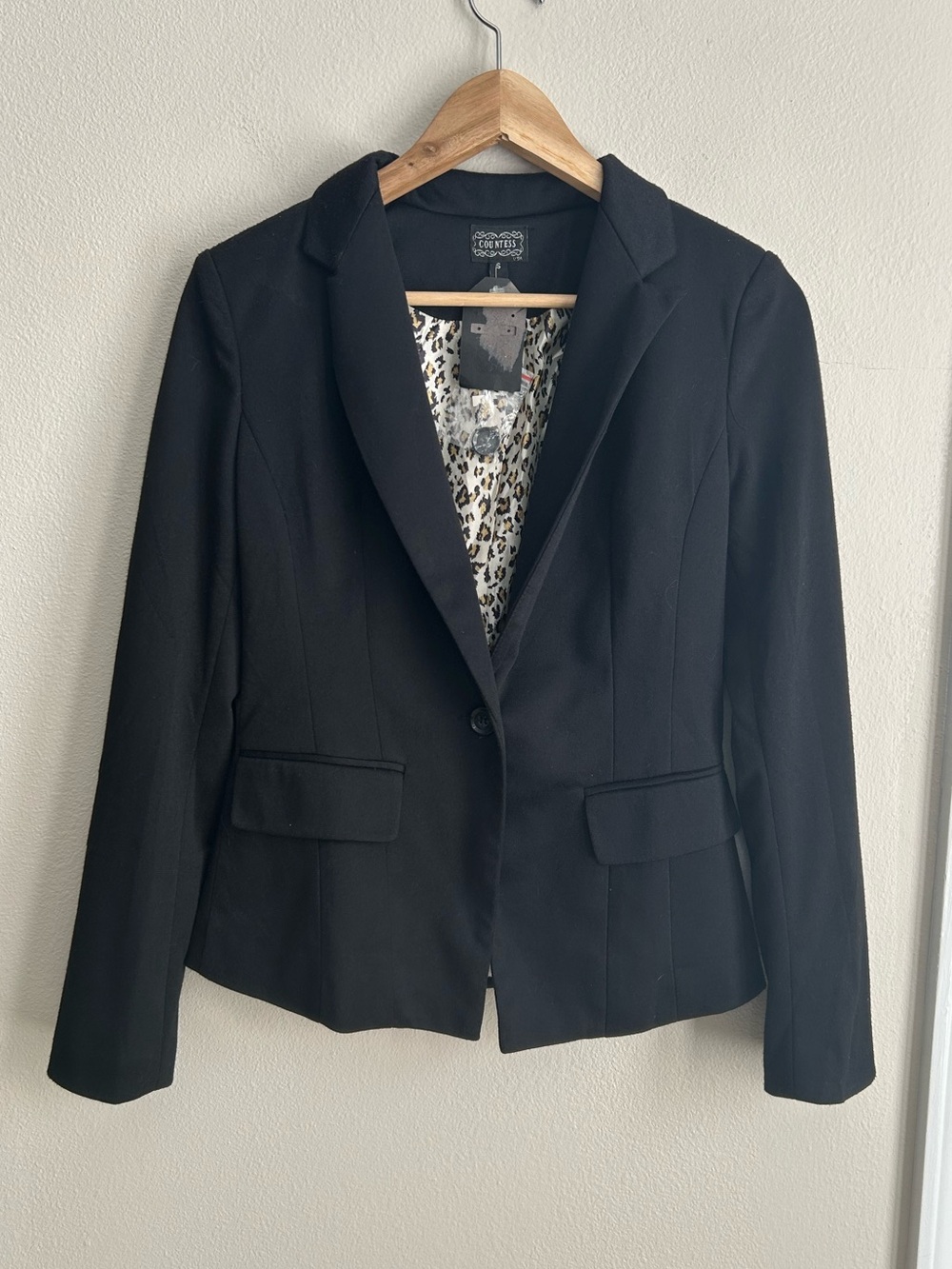 NWT Countess Black Tailored Blazer with Leopard Lining Size S